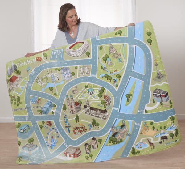 MÜNCHEN-Spielteppich-Mutter-Gründerin-von-HappyCityKids